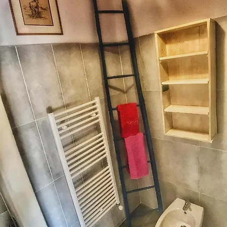 In Tranquillo Borgo Vicino Al Centro