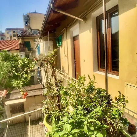 Apartment In Tranquillo Borgo Vicino Al Centro Turin