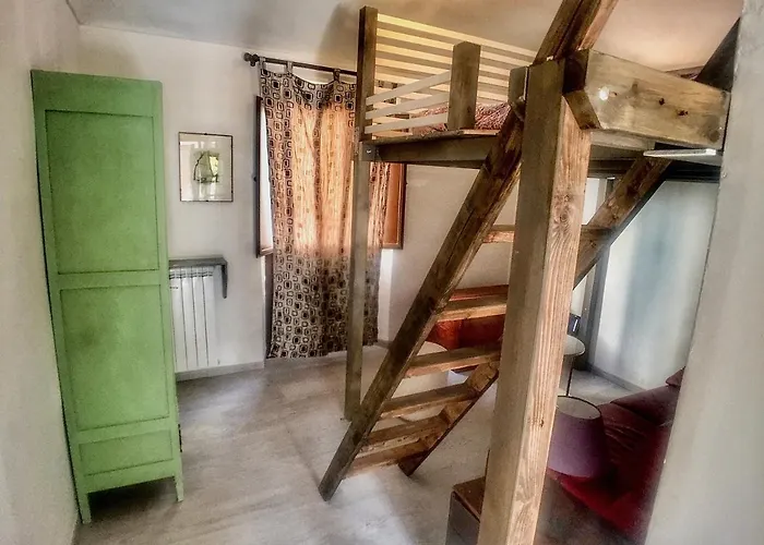 In Tranquillo Borgo Vicino Al Centro