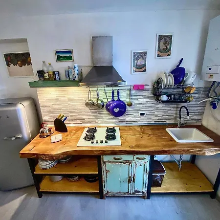 In Tranquillo Borgo Vicino Al Centro Daire